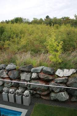 Blick in das anschließende Landschaftsschutzgebiet - 