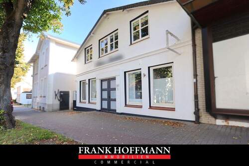 M2460 Titelbild - Charmantes Geschäftshaus mit Garten in Bad Oldesloe