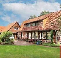 Reizvolles Anwesen in Fachwerkoptik in einer einmaligen Lage von Lohne-Kroge