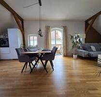 großzügige 3-Zimmer Dachgeschosswohnung in ruhiger Elblage von Laubegast zu vermieten. - Dresden