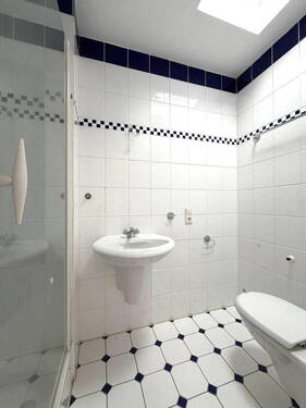 Gäste-WC - Etagenwohnung mit 110,20 m&sup2; in Bad Orb zur Miete