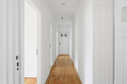 Flur - Etagenwohnung mit 73,70 m&sup2; in Berlin zum Kaufen