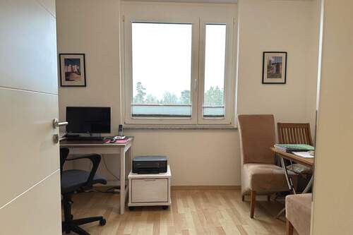 Kinderzimmer / Büro - 