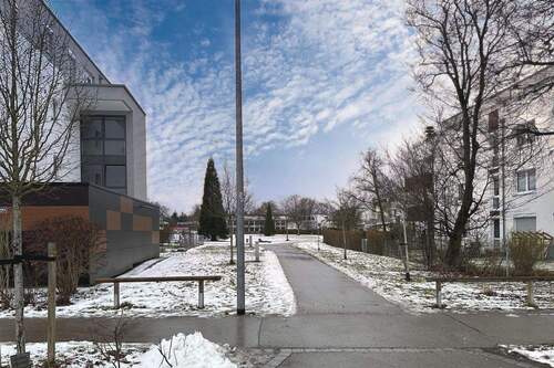 Wohnanlage, Zuwegung - 3 Zimmer Etagenwohnung zur Miete in Landsberg