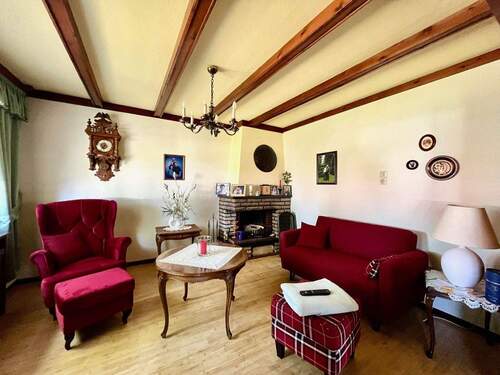 Wohnzimmer mit Kamin - 