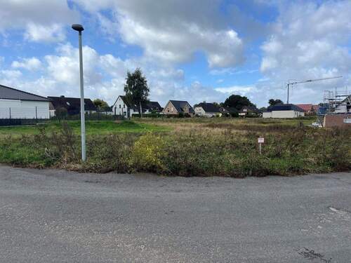 Bild 1 - BAUGRUNDSTÜCK - 139.000,00&nbsp;EUR Kaufpreis, ca.&nbsp; 0,00&nbsp;m&sup2;