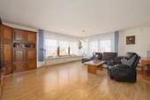 Wohnbereich EG - Einfamilienhaus mit 180,00 m&sup2; in Niefern-Öschelbronn / Niefern zum Kaufen