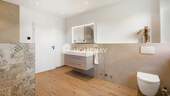 1. OG Badezimmer 2 - 