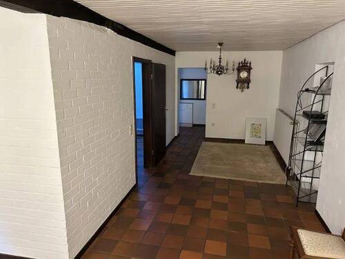 3 EG Einliegerwohnung Flur - 8 Zimmer Bauernhaus, Landhaus in Schwalmtal