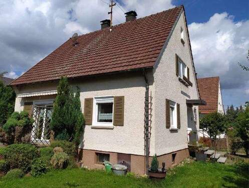 Hausansicht - 5 Zimmer Einfamilienhaus zum Kaufen in Benningen