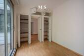 Zimmer 3 - 