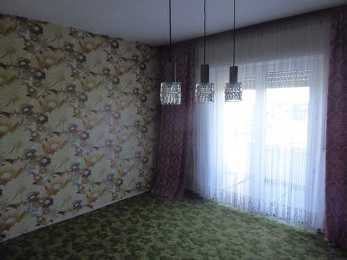 Bild 3 - 6 Zimmer Mehrfamilienhaus, Wohnhaus in Neustadt/Aisch