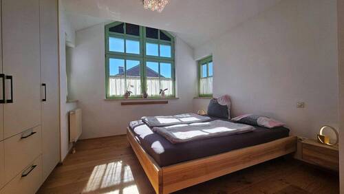 Schlafzimmer mit Erker - 