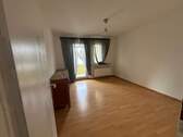 Wohnzimmer - 3 Zimmer Etagenwohnung zum Kaufen in Hannover