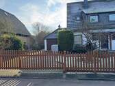 Garage mit Stellplatz - 