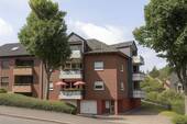 Wohnhaus - Ort der Gemütlichkeit: 3-Zi.-ETW in Feldrandlage - Erbbaurecht