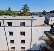 Komfortable 2 Zimmerwohnung mit Einbauküche, Terrasse und Balkon. - Freital
