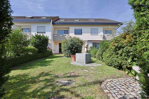 Außenansicht - 6 Zimmer Reihenmittelhaus zum Kaufen in Neu-Ulm