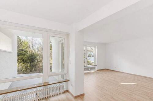 Wohnzimmer / Esszimmer - 