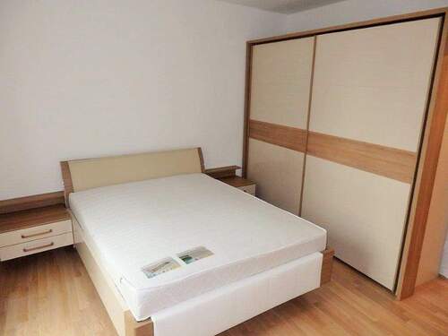 Schlafzimmer1 - 2 Zimmer Etagenwohnung in Berlin