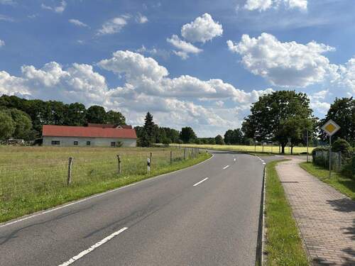 upload_picture_686bb8b1577c8.jpg - Grundstück in idyllischer Lage der Niederlausitz in Brandenburg nahe sächs. Grenze-tlw. B-Planbereich ´Wohnbebauung Alte Brauerei´-provisionsfrei