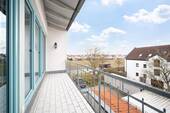 Balkon 1 - Außergewöhnliche Wohnung im Neufahrner Süden