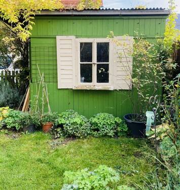 ein Blickfang im Garten… das grüne Gartenhaus - 