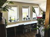 macht die Räume einladend hell... das Giebelfenster mit Mainblick (DG) - 