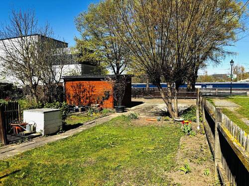 sonnig gelegenes Gartengrundstück mit vielen Nutzungsoptionen - 