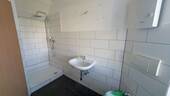 Badezimmer in Wohnung 2 im EG - 