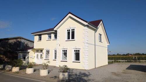 Straßenansicht - 1 Zimmer Mehrfamilienhaus, Wohnhaus zum Kaufen in Stoltebüll