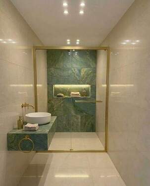 Bad/WC mit bodengl. Dusche - 3 Zimmer Terrassenwohnung in Bergisch Gladbach