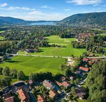 WOHNTRÄUME REALISIEREN. Grundstück mit Altbestand in Rottach-Egern, Trinis