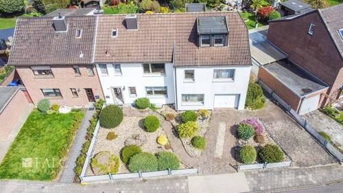 Hausansicht Drohne - 