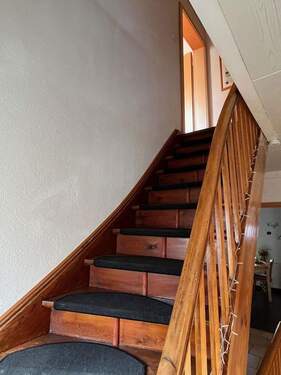 Flur-Treppe - 