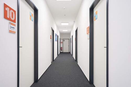 Flur - Büro mit 14,40 m&sup2; in Mannheim zur Miete