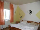 21 - OG Schlafzimmer 1 - 