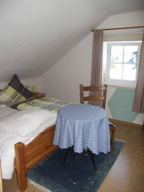 25 - DG Schlafzimmer 1 - 