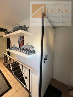 hier gehts zum Dachgeschoss - 