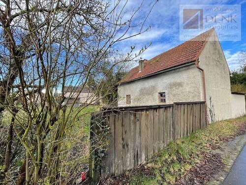 Freifläche und Nebengebäude - 3 Zimmer Einfamilienhaus in Prichsenstadt