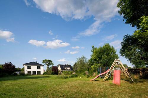 Blick durch den Garten - 