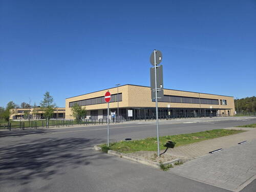 Schulkomplex - Etagenwohnung mit 60,00 m&sup2; in Schleife zur Miete