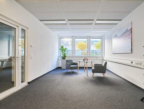 Eingang - Büro mit 34,00 m&sup2; in Dreieich zur Miete