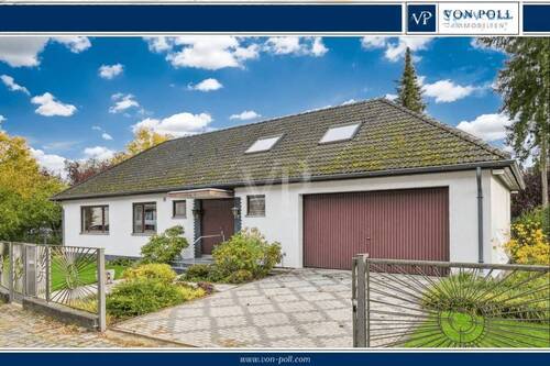 Ansicht des Hauses - Architektur für Individualisten auf großem Grundstück in Ruhiglage!