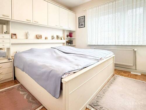 Schlafzimmer - 3 Zimmer Etagenwohnung zum Kaufen in Mannheim