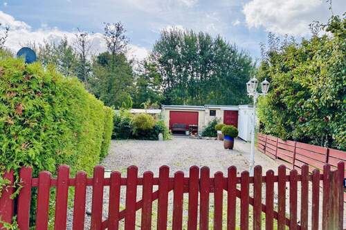 Auffahrt mit Stellplatz - 2 Zimmer Bungalow zum Kaufen in Scharbeutz