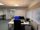 Büro - Büro mit 260,80 m&sup2; in Tornesch zur Miete