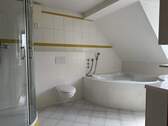 Badezimmer Wohnung DG - 
