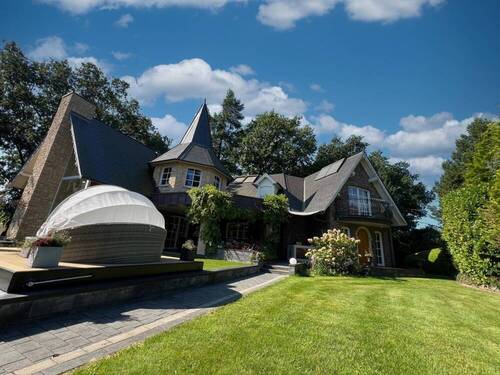 Bild 2 - 8 Zimmer Einfamilienhaus zum Kaufen in Uelsen