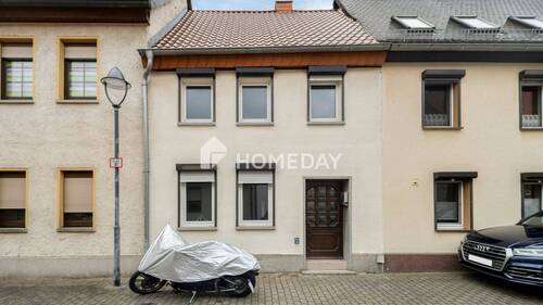 Außenansicht 1 - Ruhig gelegenes Wohnhaus mit 690?m² Grundstück - mit Garten, Scheune und Entwicklungspotenzial